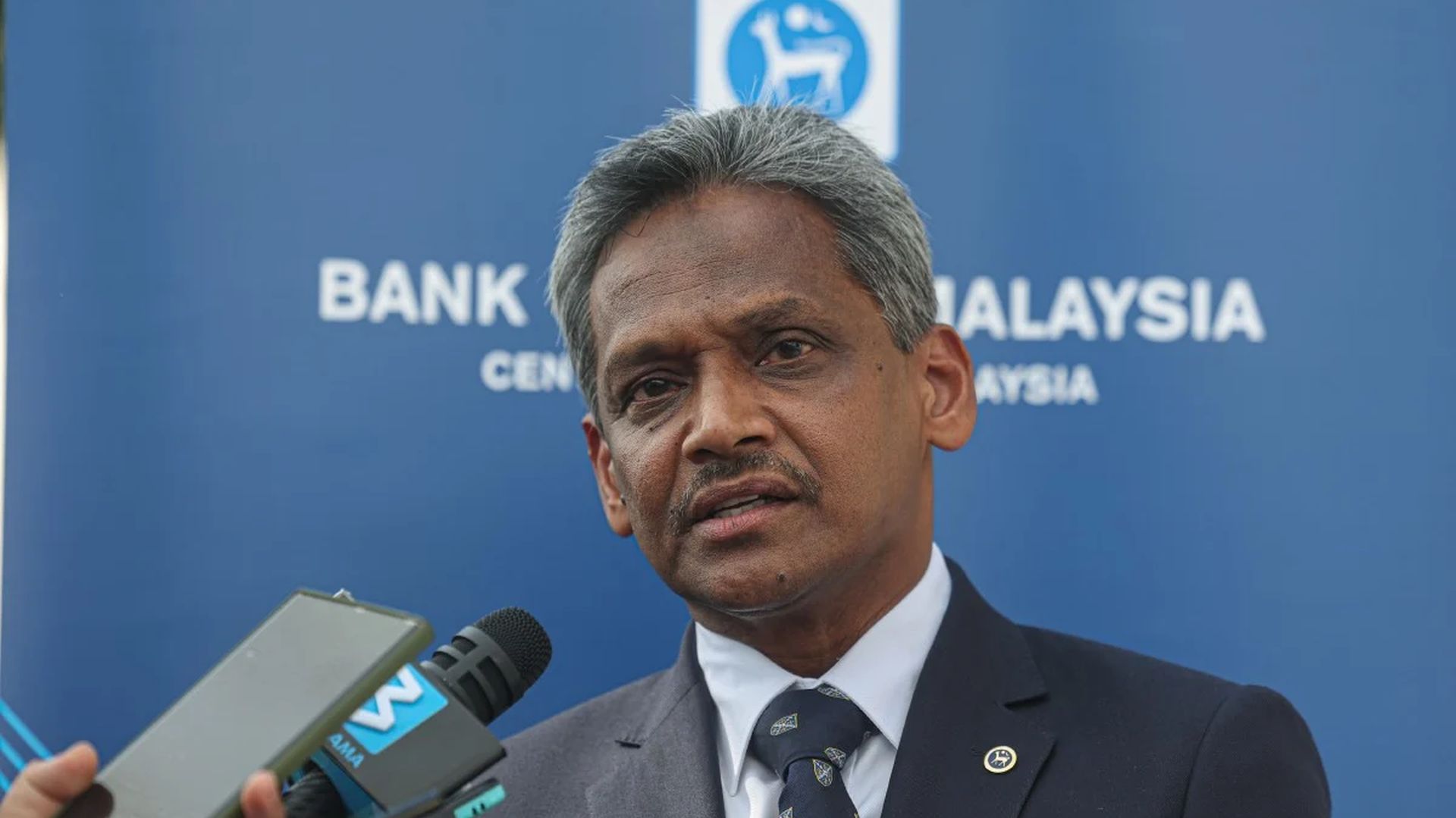 Bank Negara: Green Investments to Drive Malaysia Economy in 2024